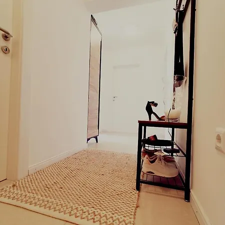 Ulike I Pini * Póla